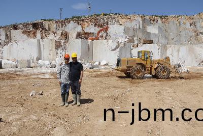 塞浦(pu)路斯(si)灰(hui)鑛山