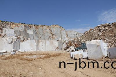 塞(sai)浦路(lu)斯(si)灰鑛山(shan)